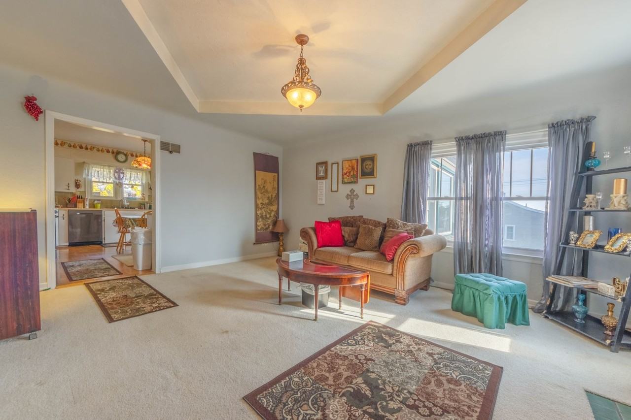 2797 W John Beers Rd - Photo 3 of 28