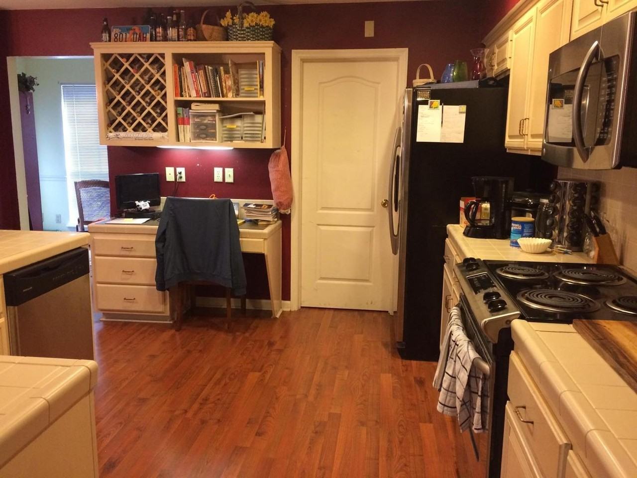 2088 Cynthia Dr - Photo 3 of 10