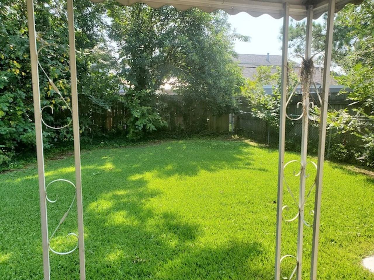 1314 20th St - Photo 3 of 9