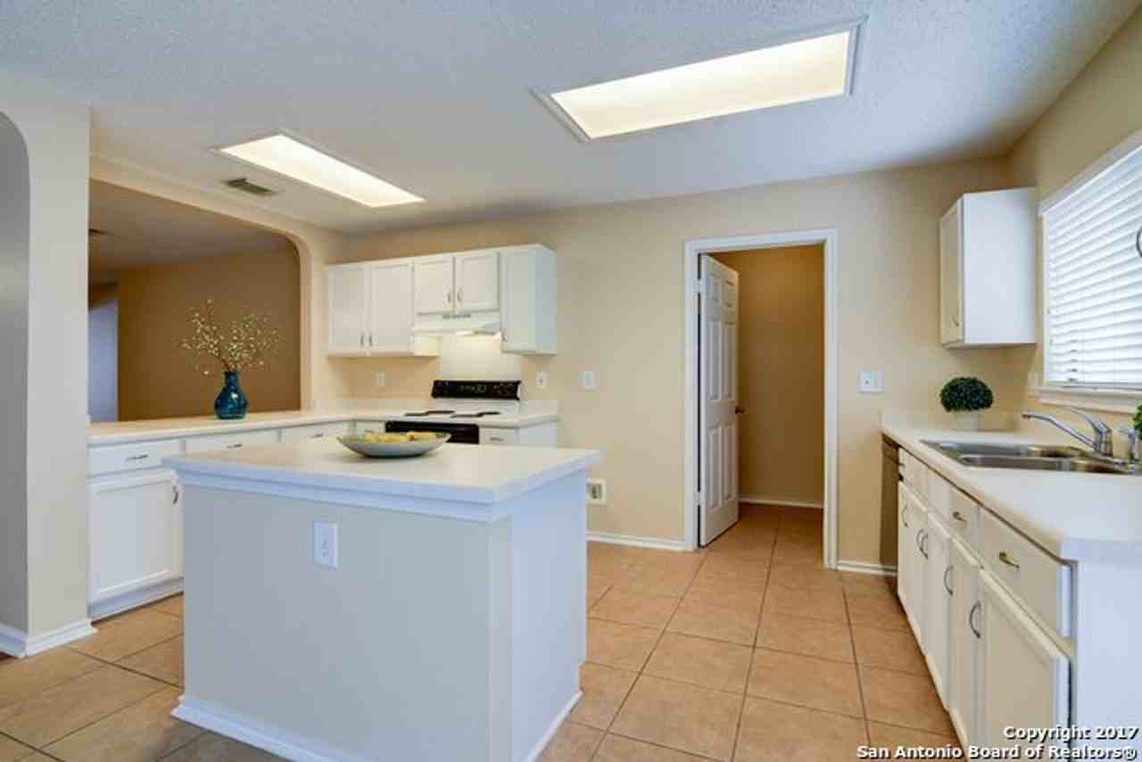 9203 Chinon - Photo 7 of 20
