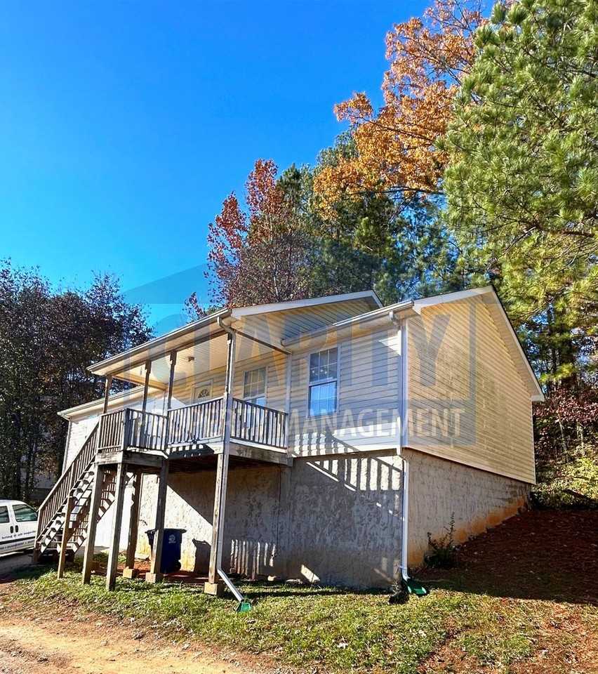 2414 Janeview Dr - Photo 2 of 33
