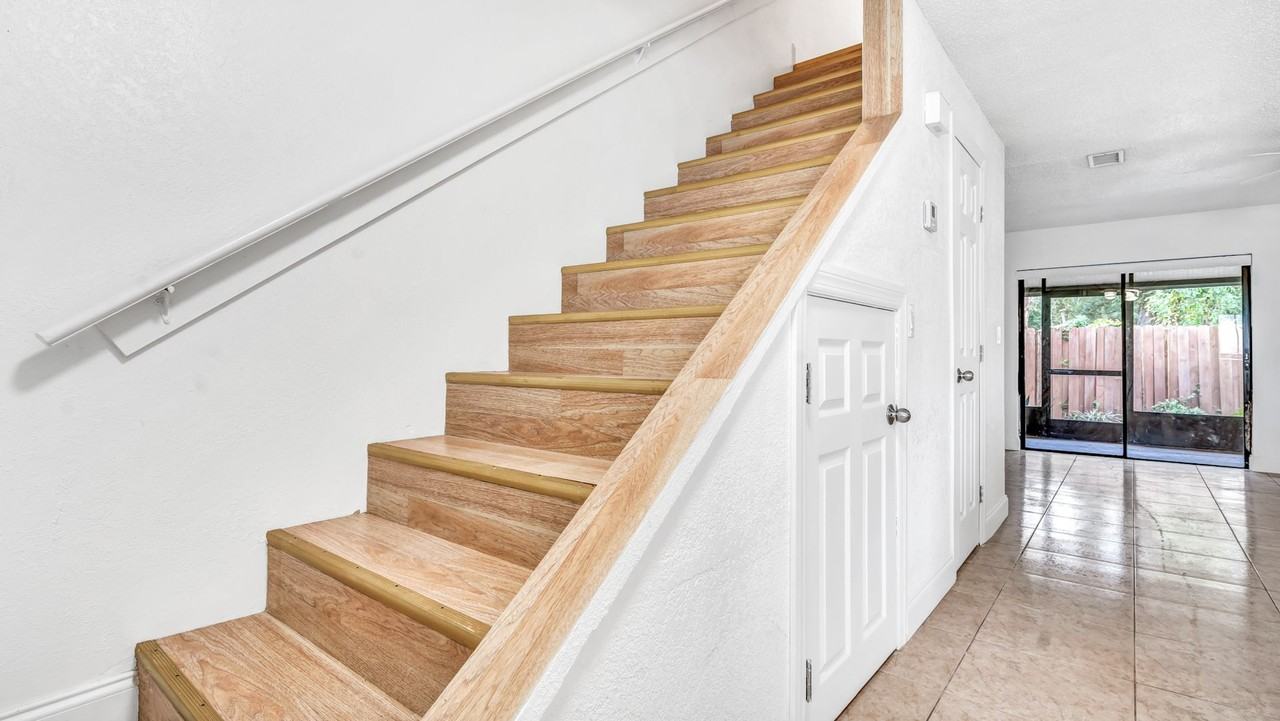 3913 Oak Limb Ct - Photo 5 of 23
