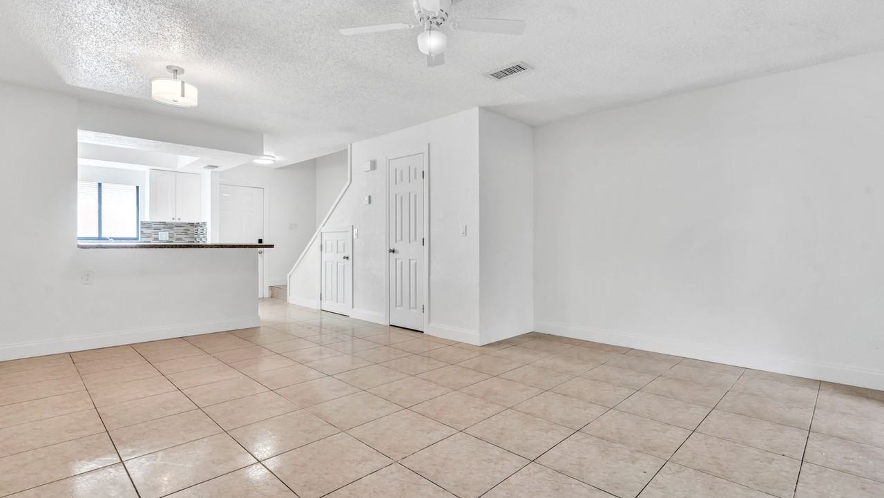 3913 Oak Limb Ct - Photo 7 of 23