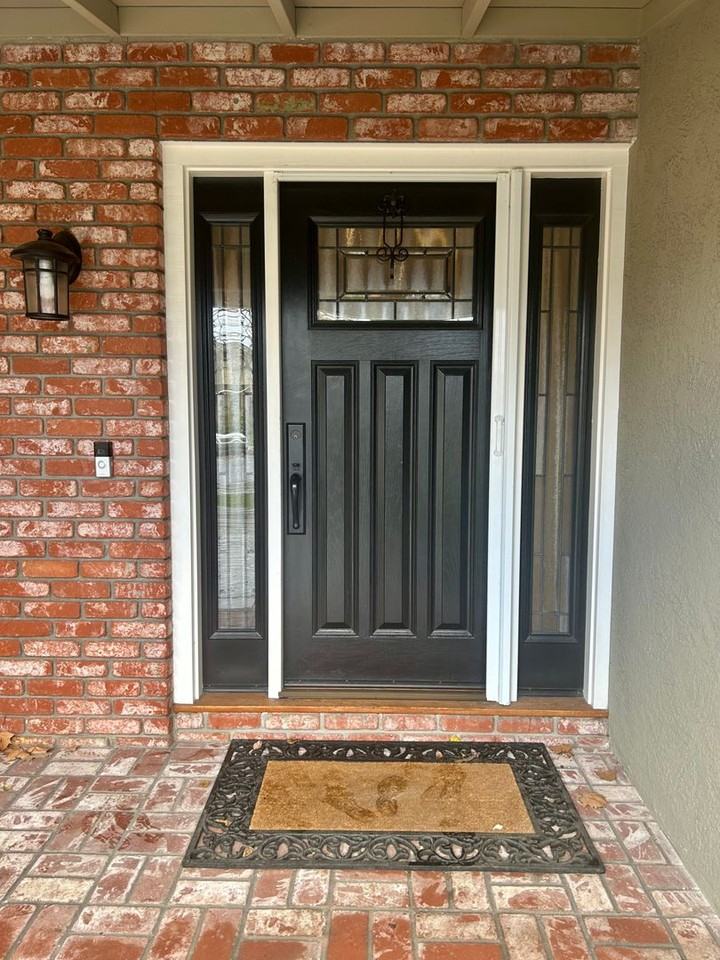 2284 Glenkirk Dr - Photo 2 of 30