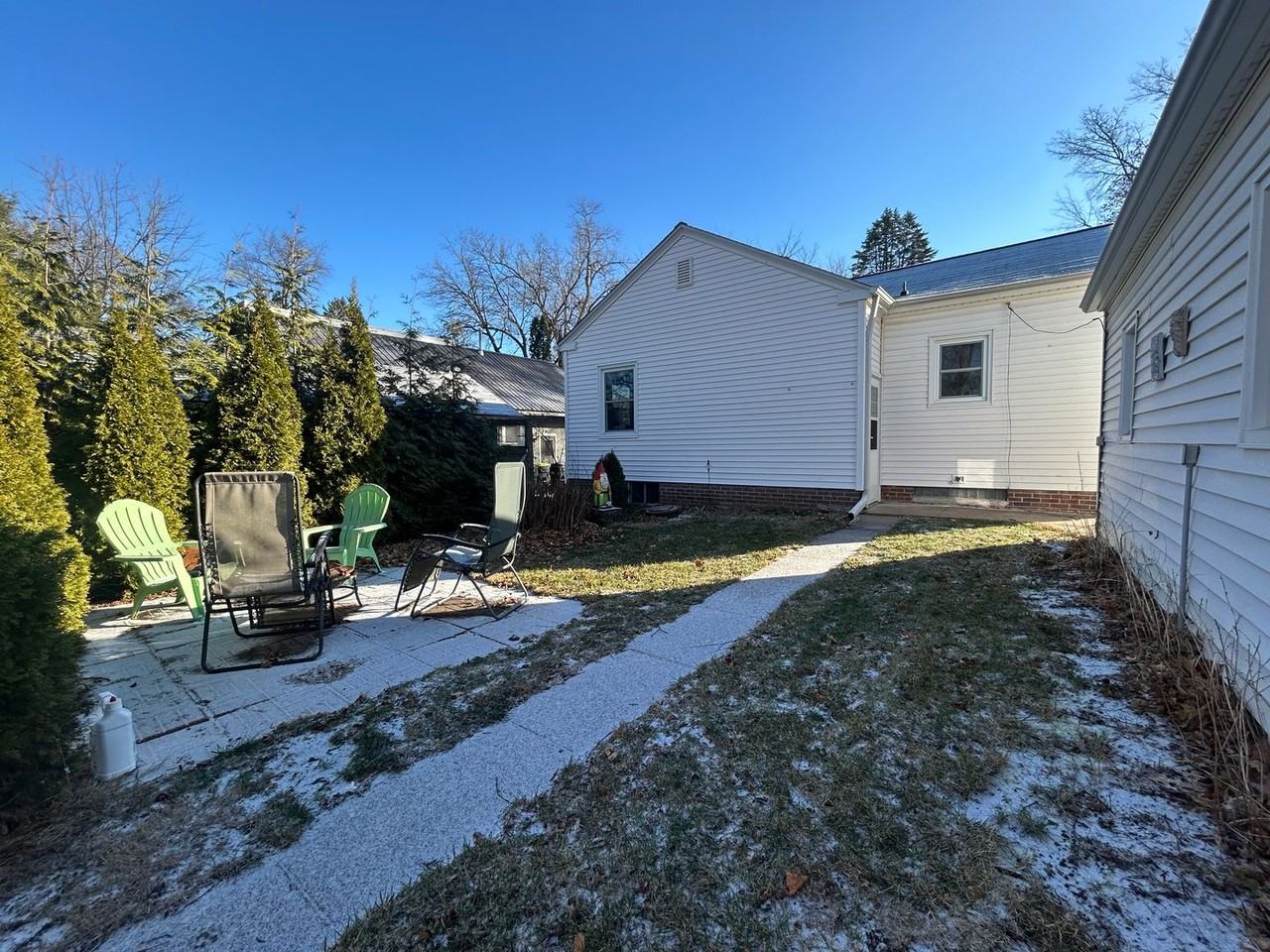 421 Garden St - Photo 2 of 21