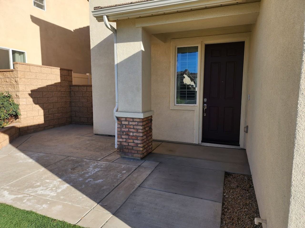 36338 Flint Dr - Photo 2 of 19