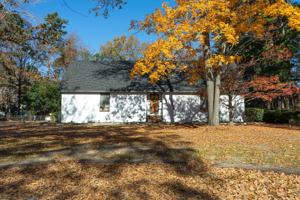 featured image of 2810 Shampy St