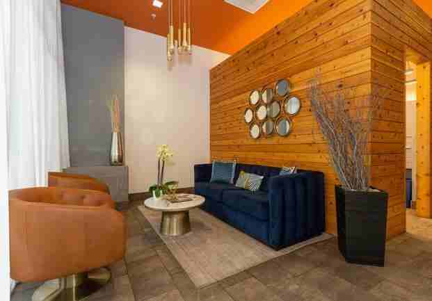 304 Ne Multnomah St - Photo 6 of 46