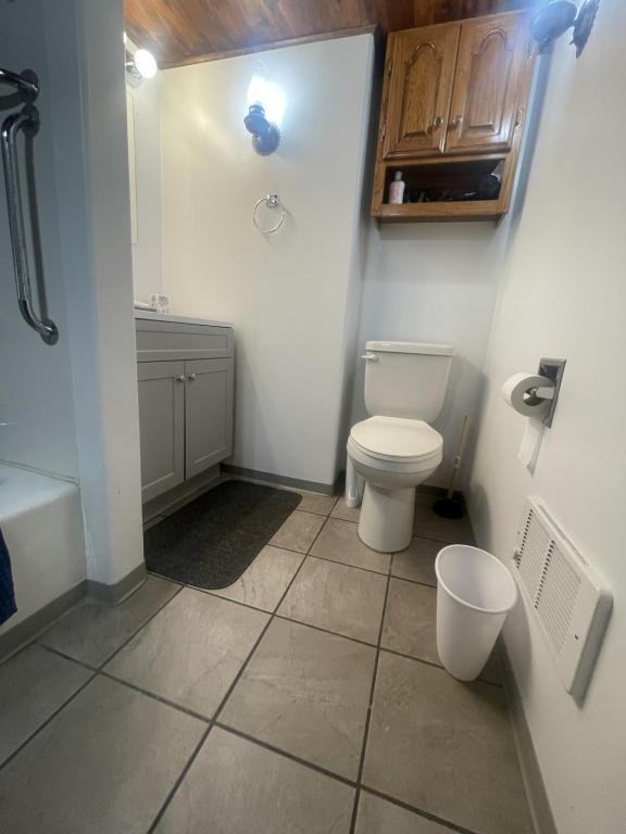 426 S 9th St - Photo 7 of 15