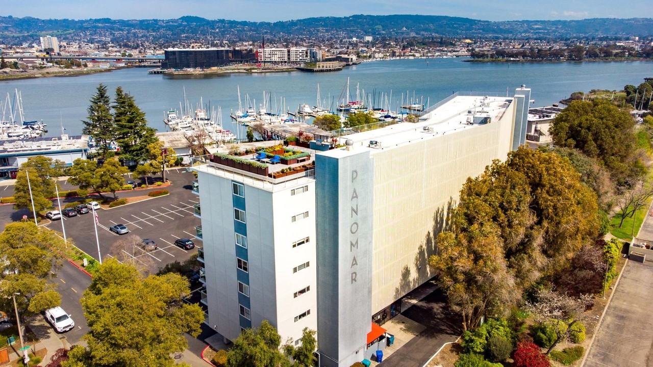 Panomar Luxury Apartments - Photo 7 of 46