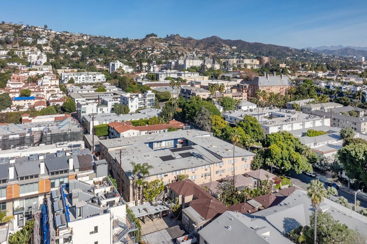 1253 Havenhurst Drive - Photo 7 of 11