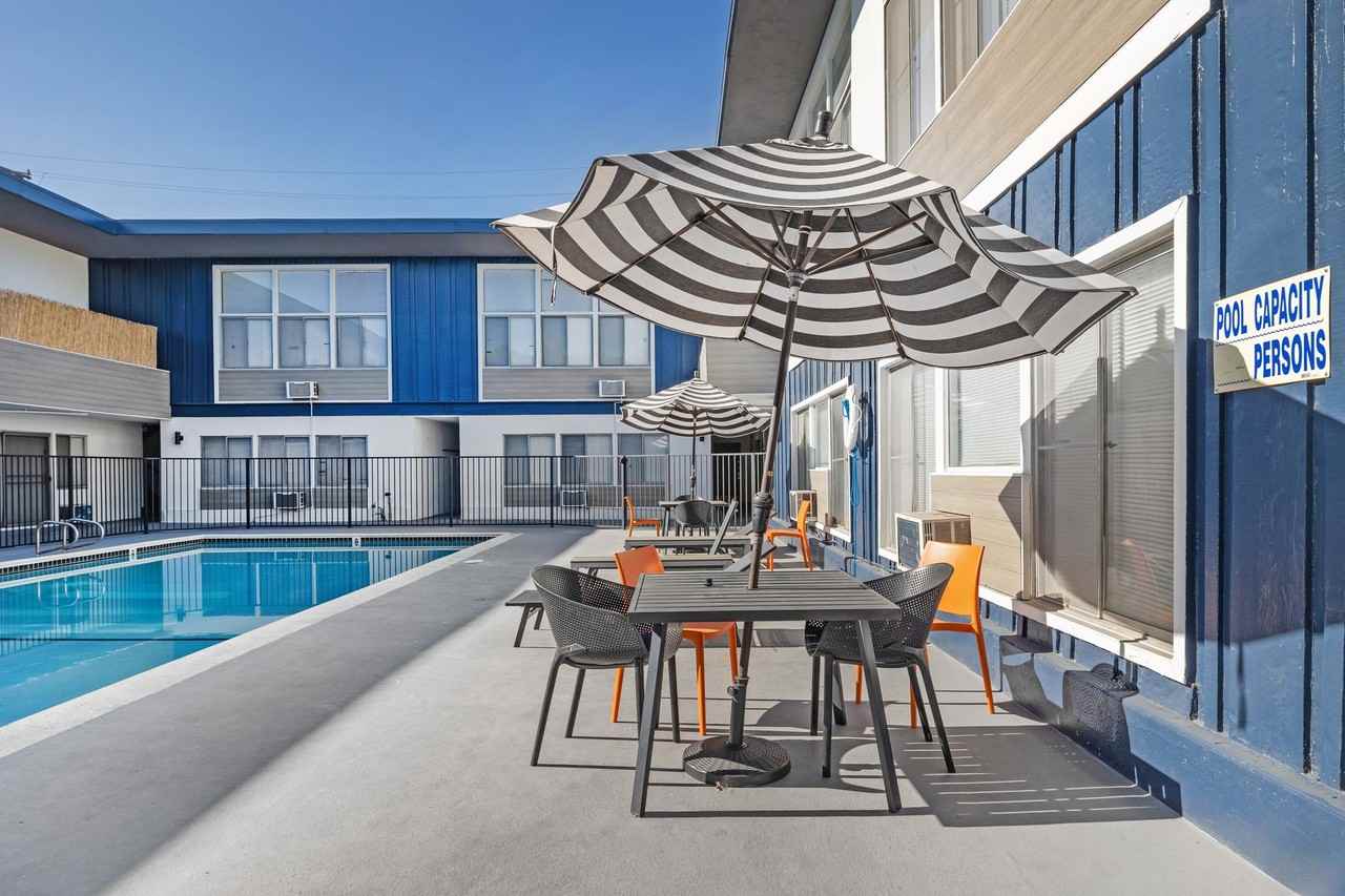 1253 Havenhurst Drive - Photo 5 of 11