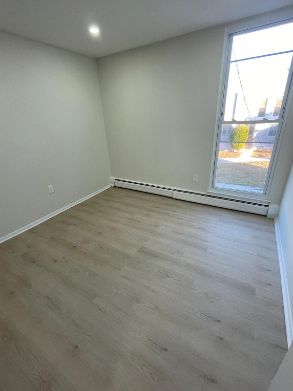 1935 Columbia Avenue #1A - Photo 2 of 10