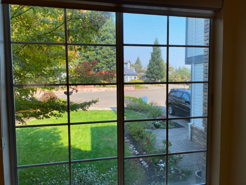 1196 Hawthorne Ct - Photo 5 of 28