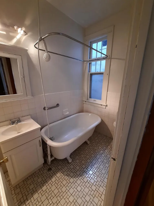 3205 Pillsbury Ave S #3 - Photo 2 of 7