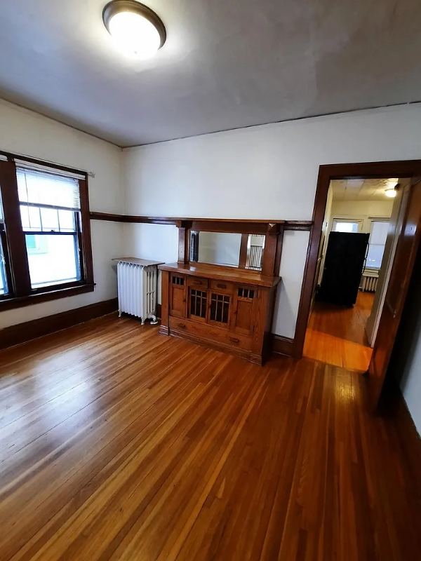 3205 Pillsbury Ave S #3 - Photo 3 of 7