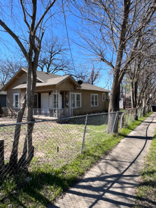 803 Piedmont Ave - Photo 2 of 16