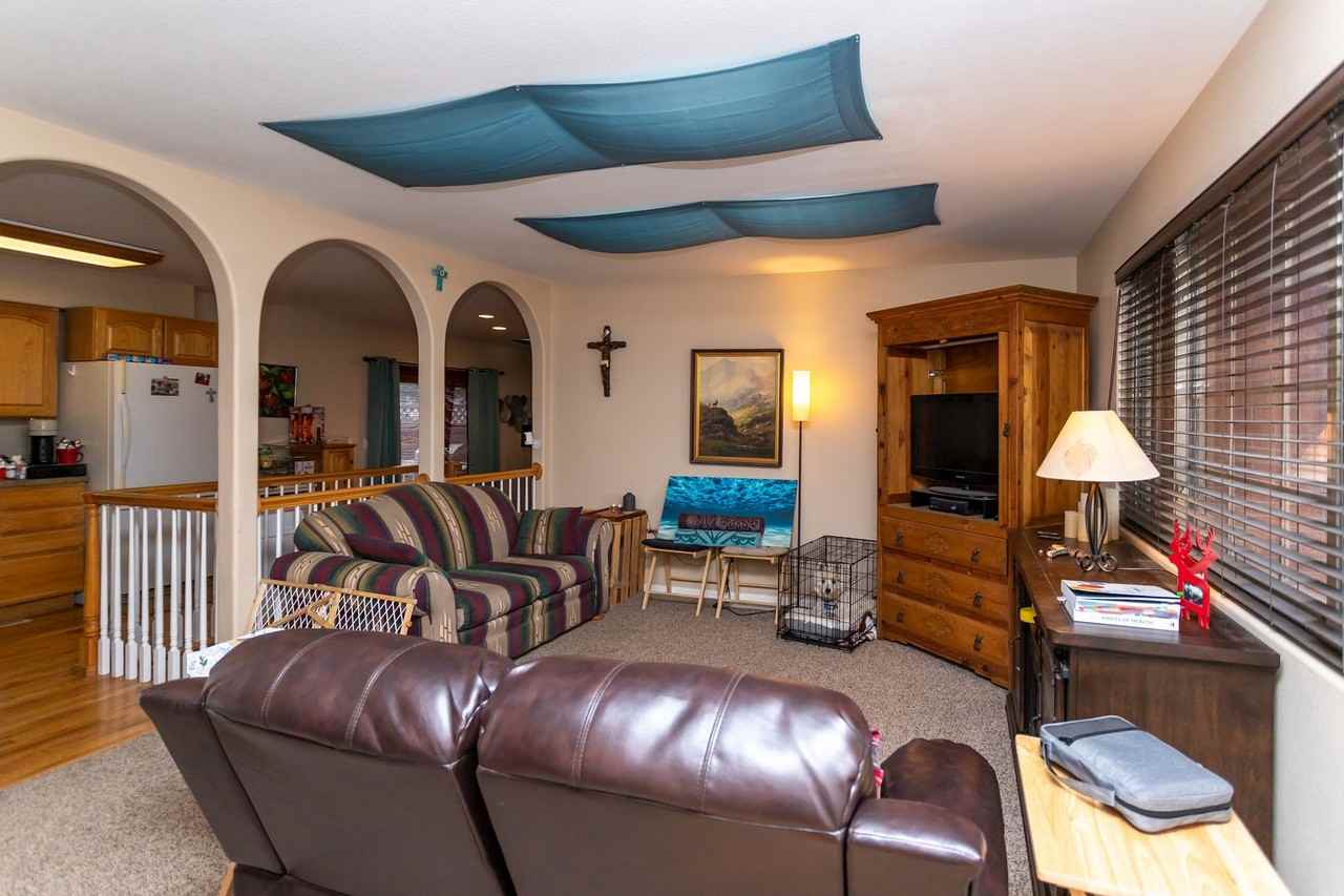 3727 Meadowland Blvd - Photo 5 of 30