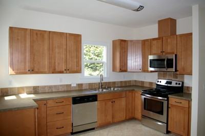 1619 W 6th St - Photo 7 of 13