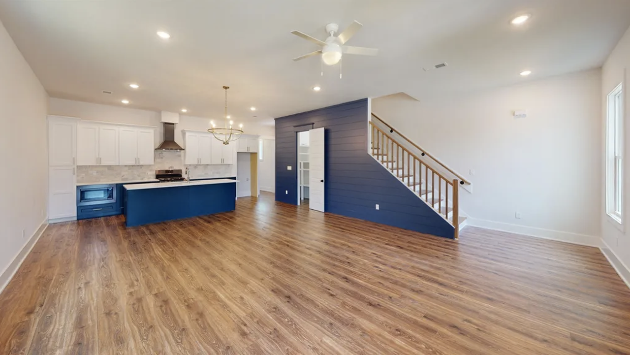 234 Mccowat St - Photo 2 of 27