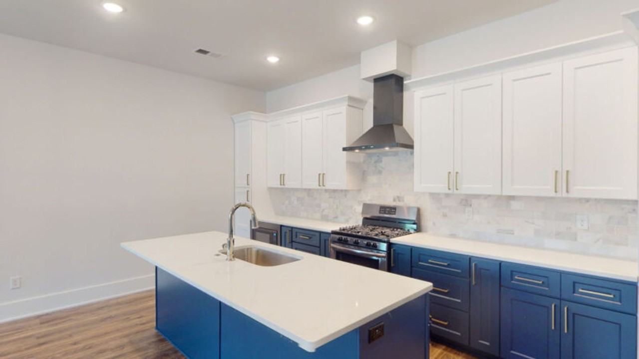 234 Mccowat St - Photo 4 of 27