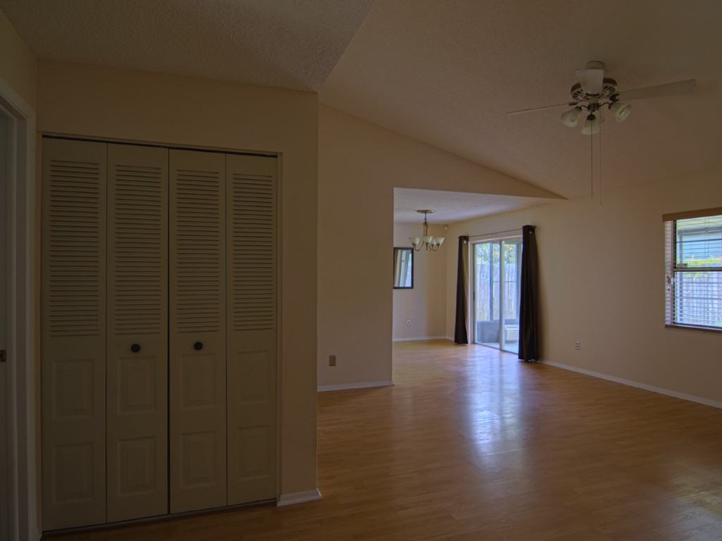 4315 Shadberry Dr - Photo 2 of 16