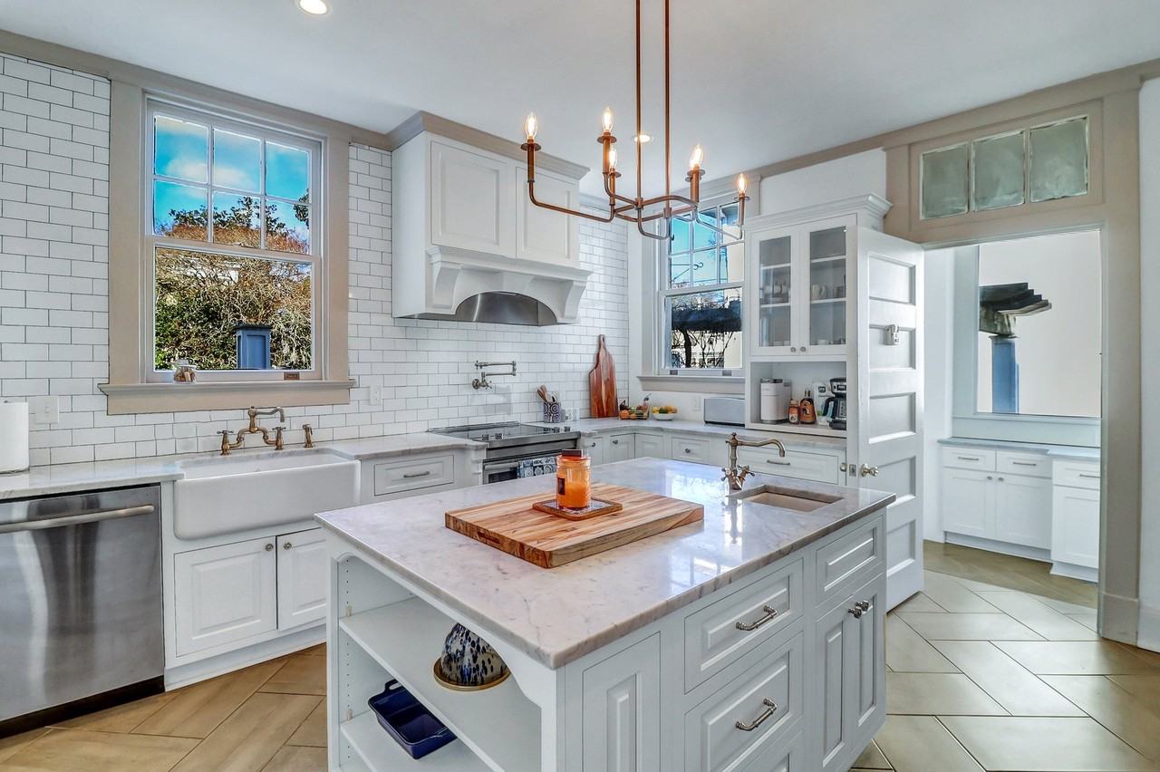 602 E Victory Dr #NA - Photo 2 of 37