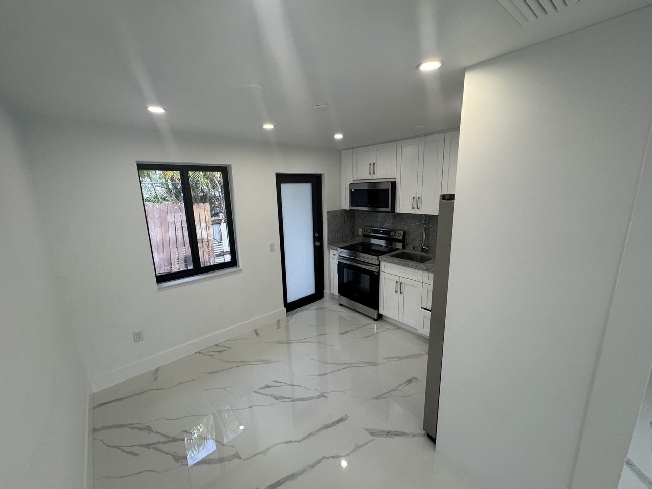 72 Grand Canal Dr #72 - Photo 3 of 13