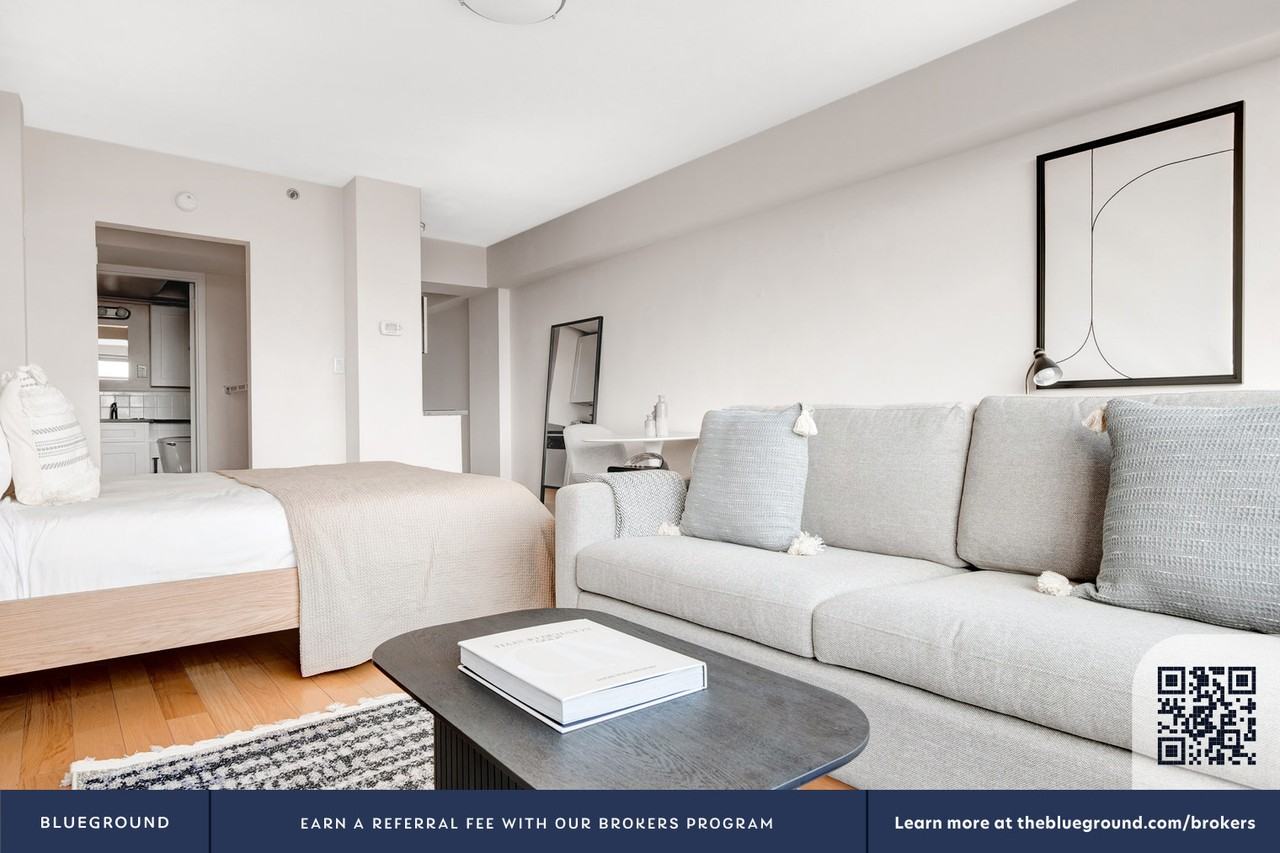 1440 Beacon St #599 - Photo 5 of 20