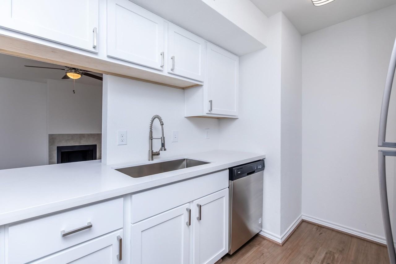 Oak Creek - Photo 2 of 34