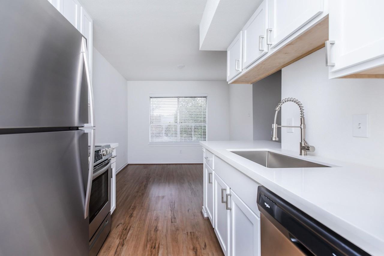 Oak Creek - Photo 3 of 34