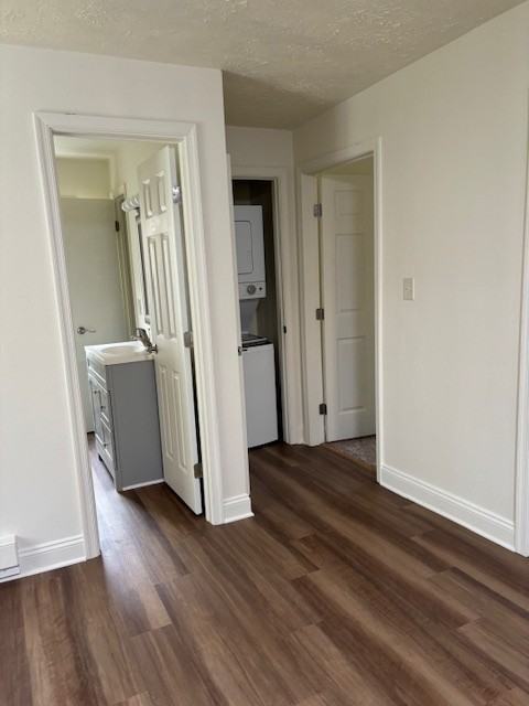 DKEW - Photo 3 of 10