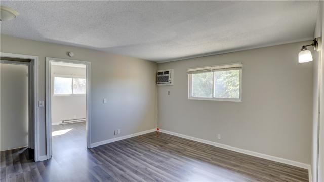 1730 N Water St - Photo 2 of 8