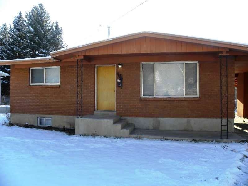 484 Canyon Rd - Photo 2 of 14