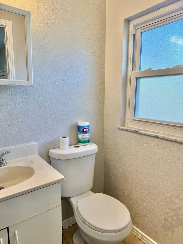 E Jean St - Photo 6 of 13