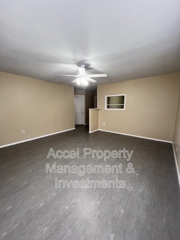 2401 Gumwood Ave #6 - Photo 2 of 7