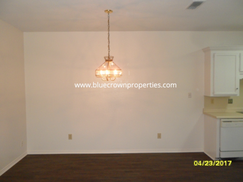 10307 Lone Pine Ln - Photo 6 of 7