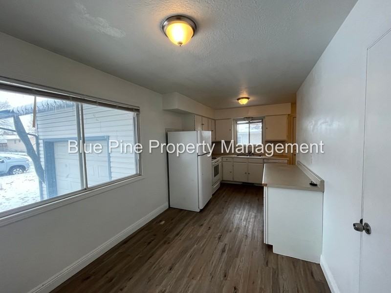 743 May St - Photo 4 of 23