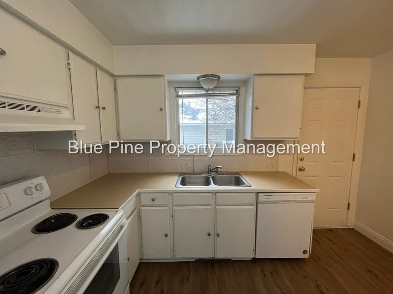 743 May St - Photo 6 of 23