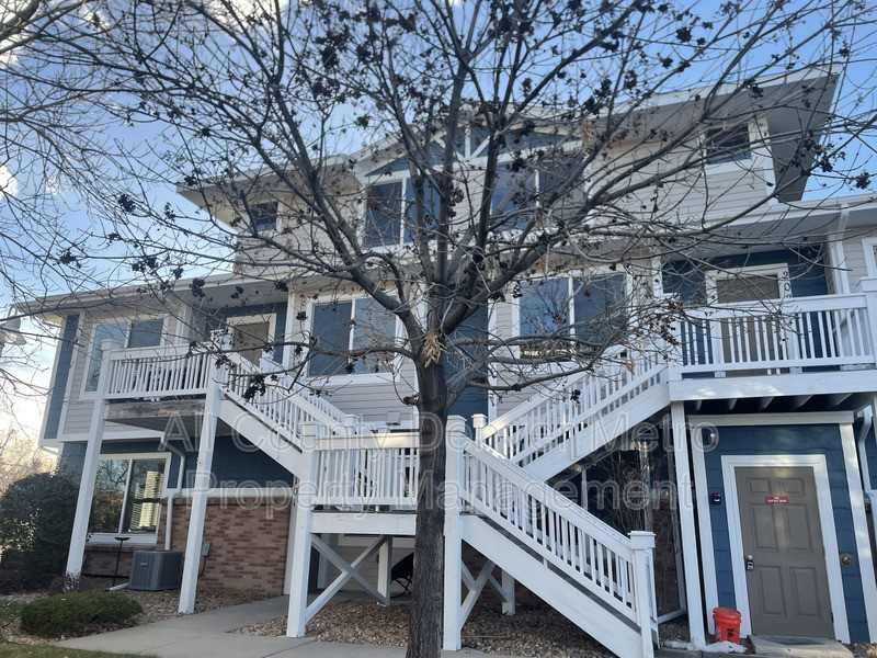 5014 Everett St #202 - Photo 2 of 34