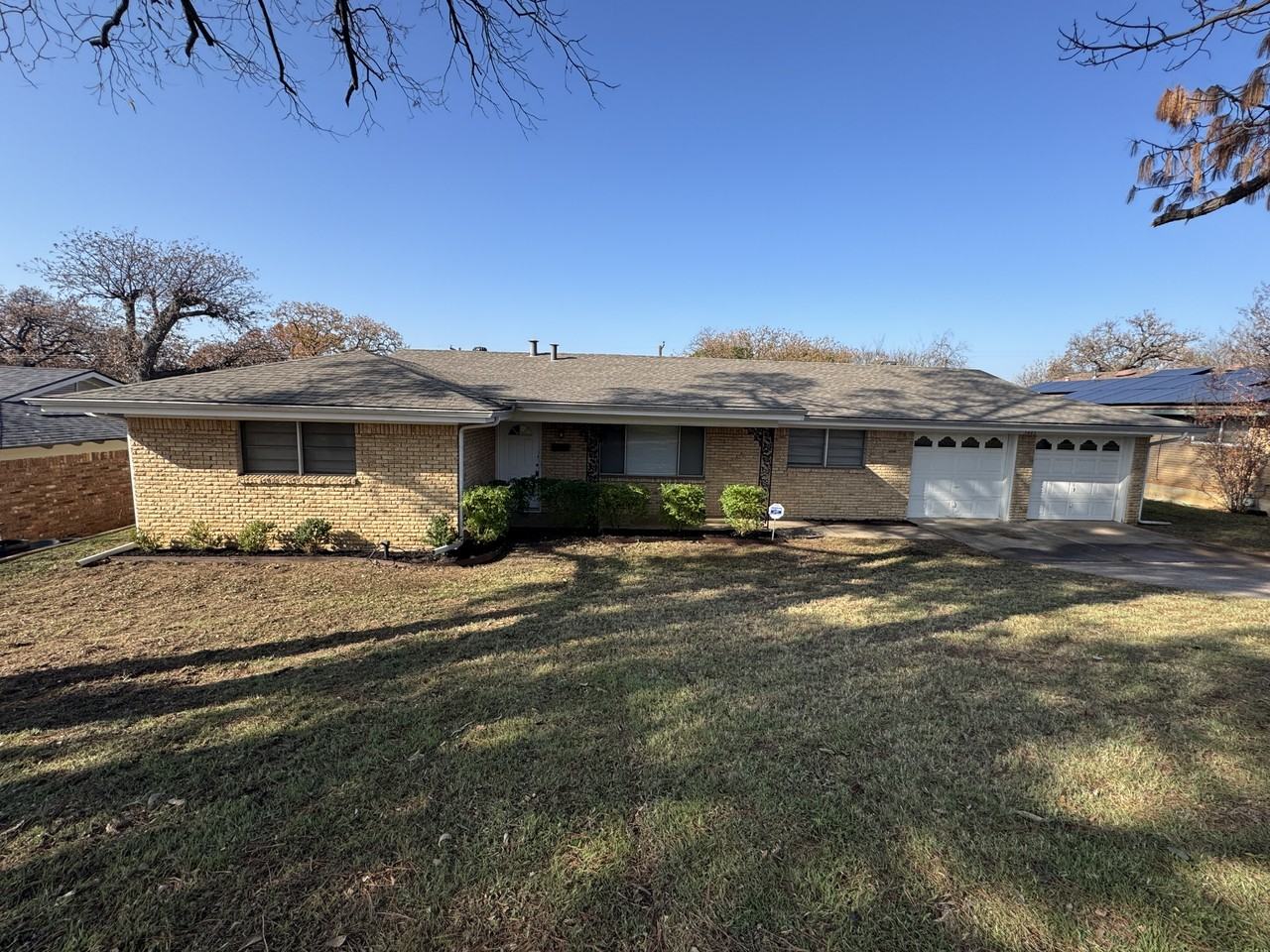 1221 Karla Dr - Photo 2 of 19