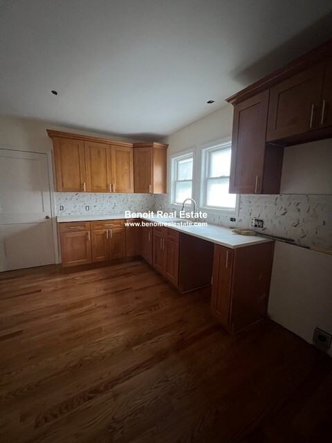 Grenville Rd #1 - Photo 3 of 9