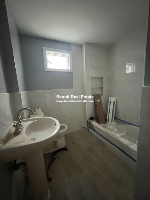 Grenville Rd #1 - Photo 7 of 9