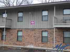 featured image of 902 Palmer Dr #2