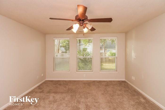 39 S Creekmist Pl - Photo 2 of 15