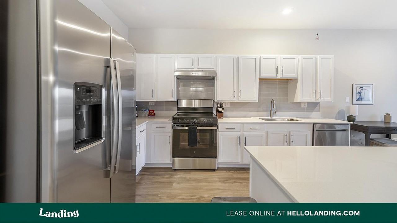 8900 Archer Ave - Photo 6 of 50