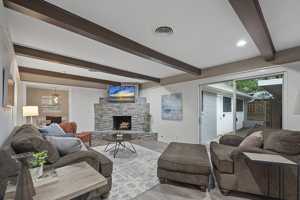 featured image of Canton Dr & Shelton St #1E