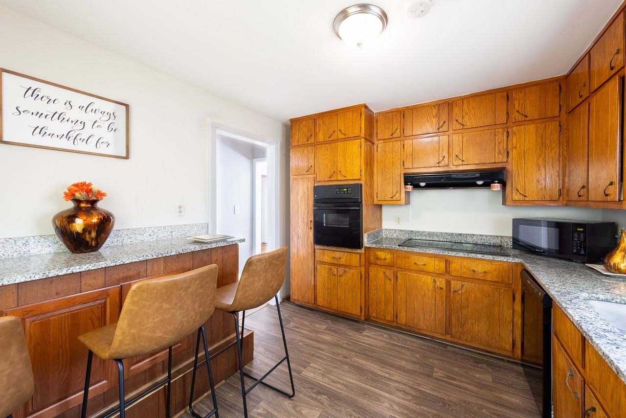 Thrasher Cir & Toney Dr #2A - Photo 5 of 31