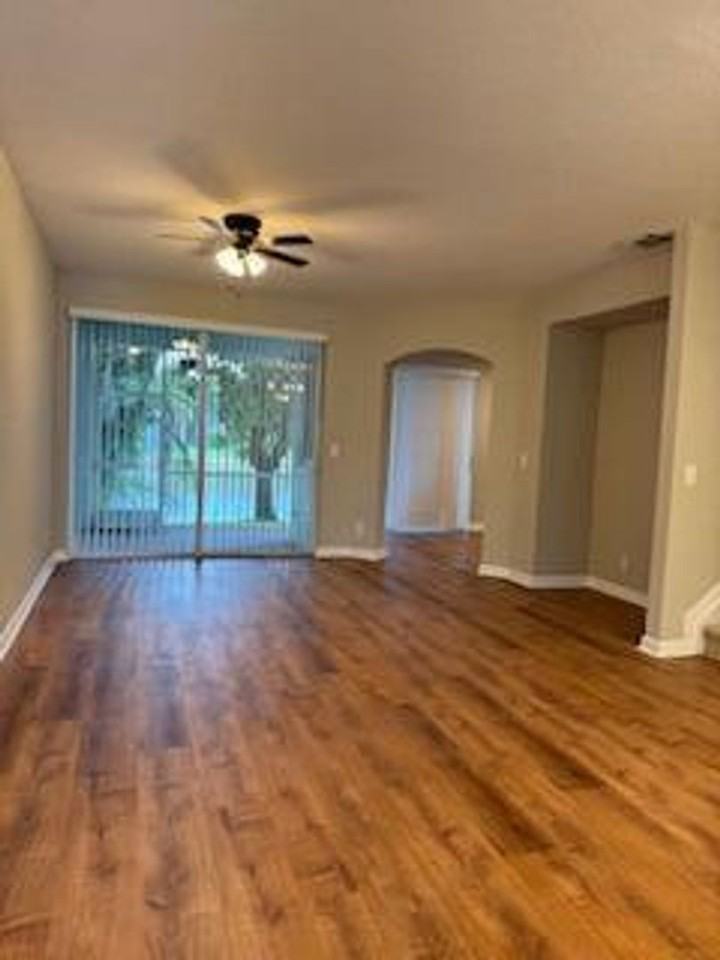 2138 Oakmont Dr - Photo 3 of 25