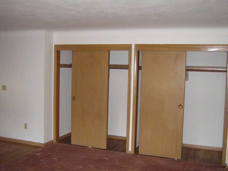 Oakdale Ave & Hurley St E #2 - Photo 3 of 10